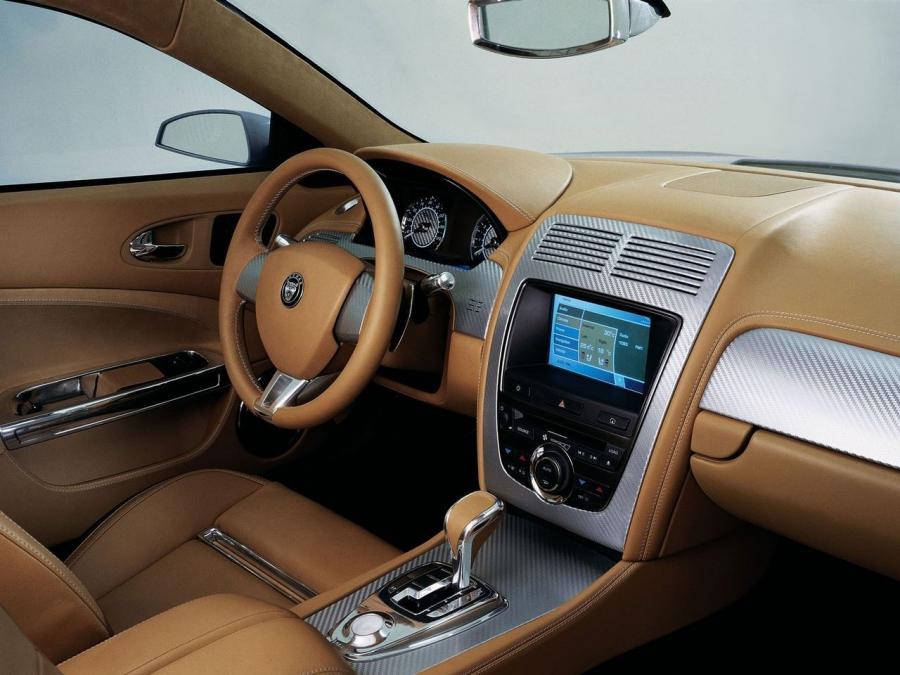  Jaguar Advanced Lightweight Coupe Concept 2005 года  (фото 2 из 10)